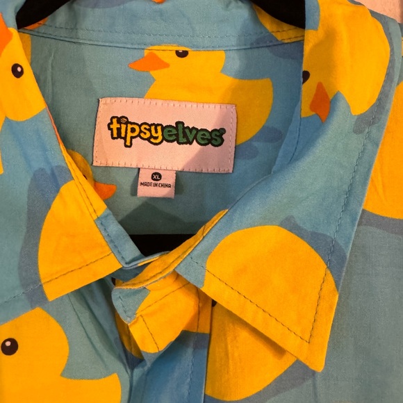 Tipsy Elves Cruise Ducks short-sleeved button down XL Never Worn - Picture 2 of 3